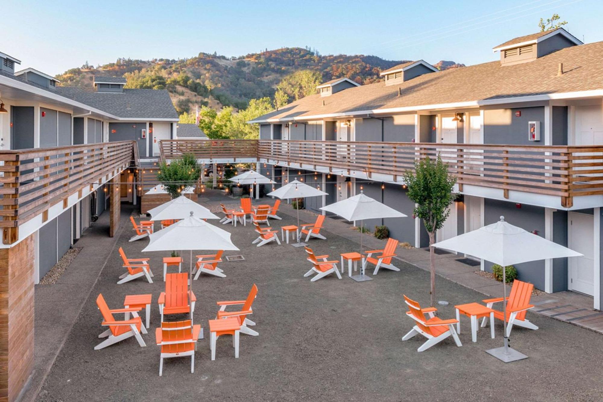 Upvalley Inn & Hot Springs, Ascend Hotel Collection Calistoga Extérieur photo